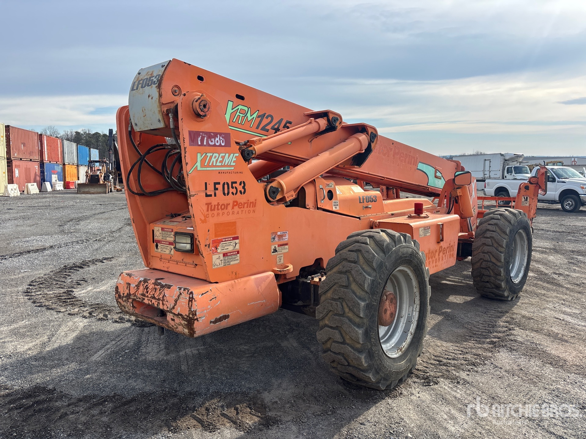 General Appearance with Picture, Right Rear Corner