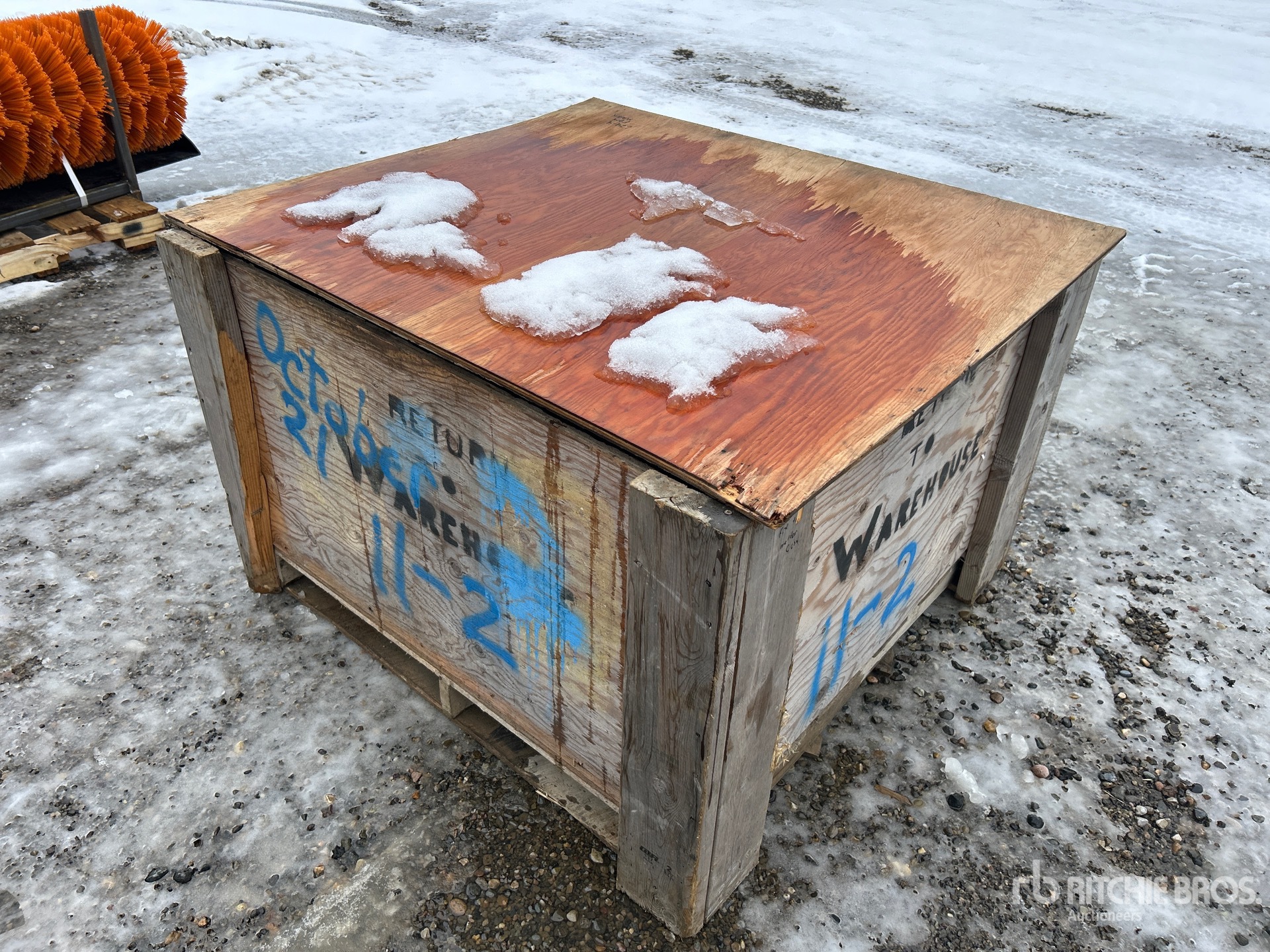 General Appearance with Bild, Ecke hinten rechts