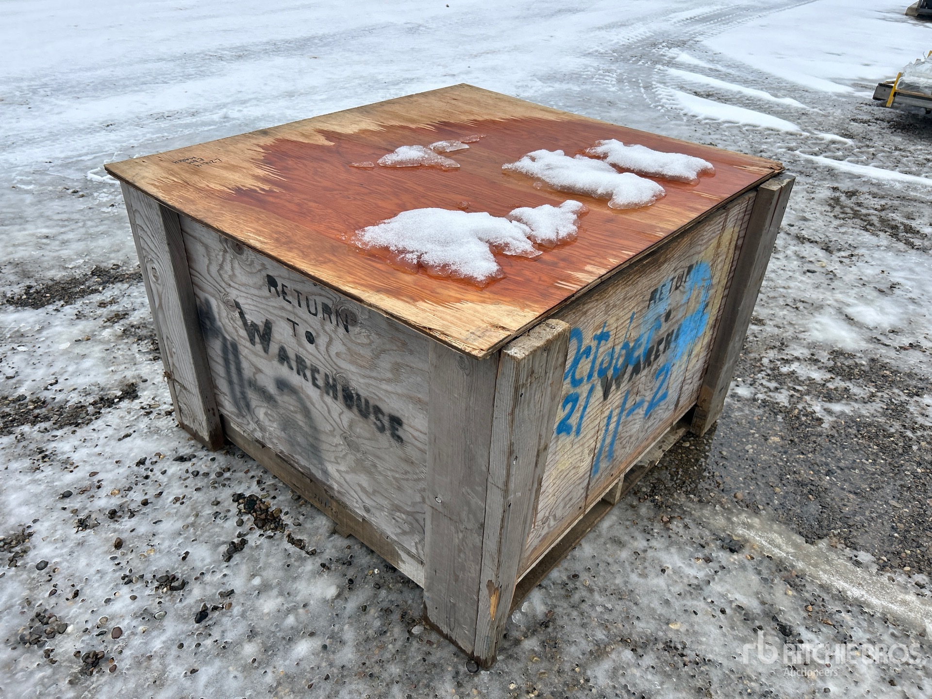 General Appearance with Bild, Ecke hinten links