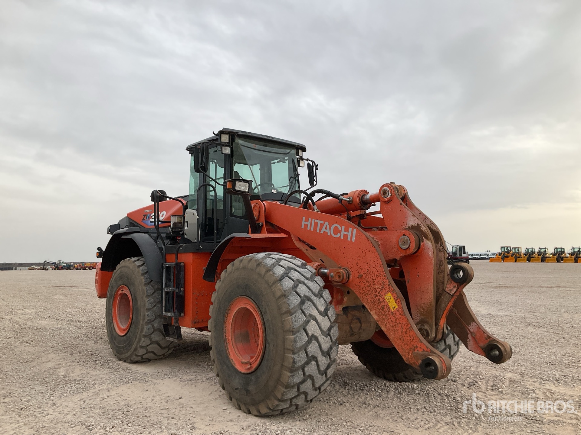 General Appearance with Foto, angolo anteriore destro