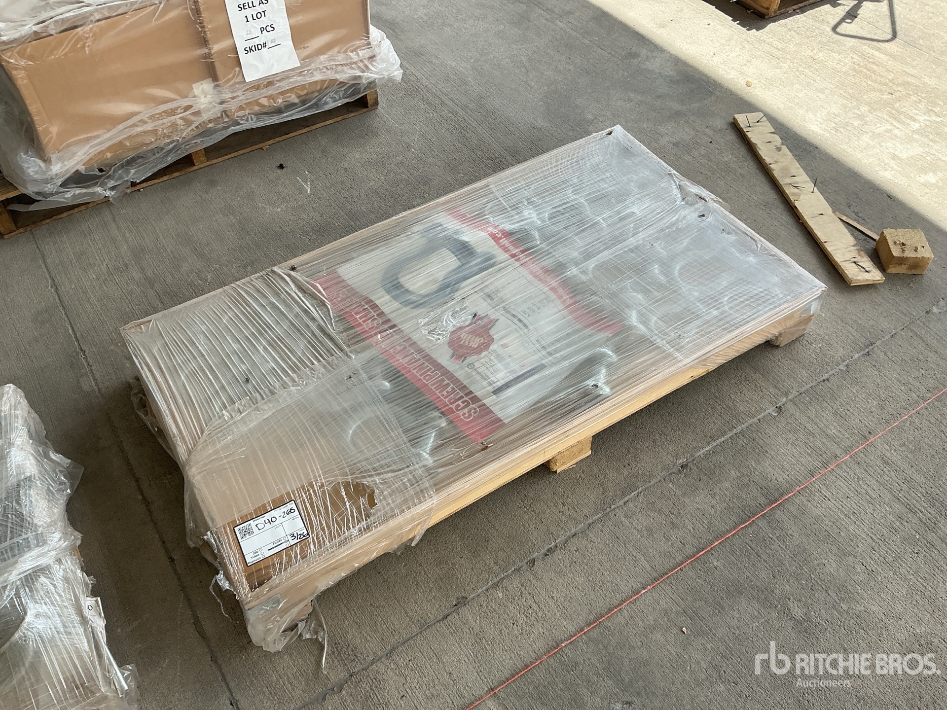 General Appearance with Image, coin avant gauche