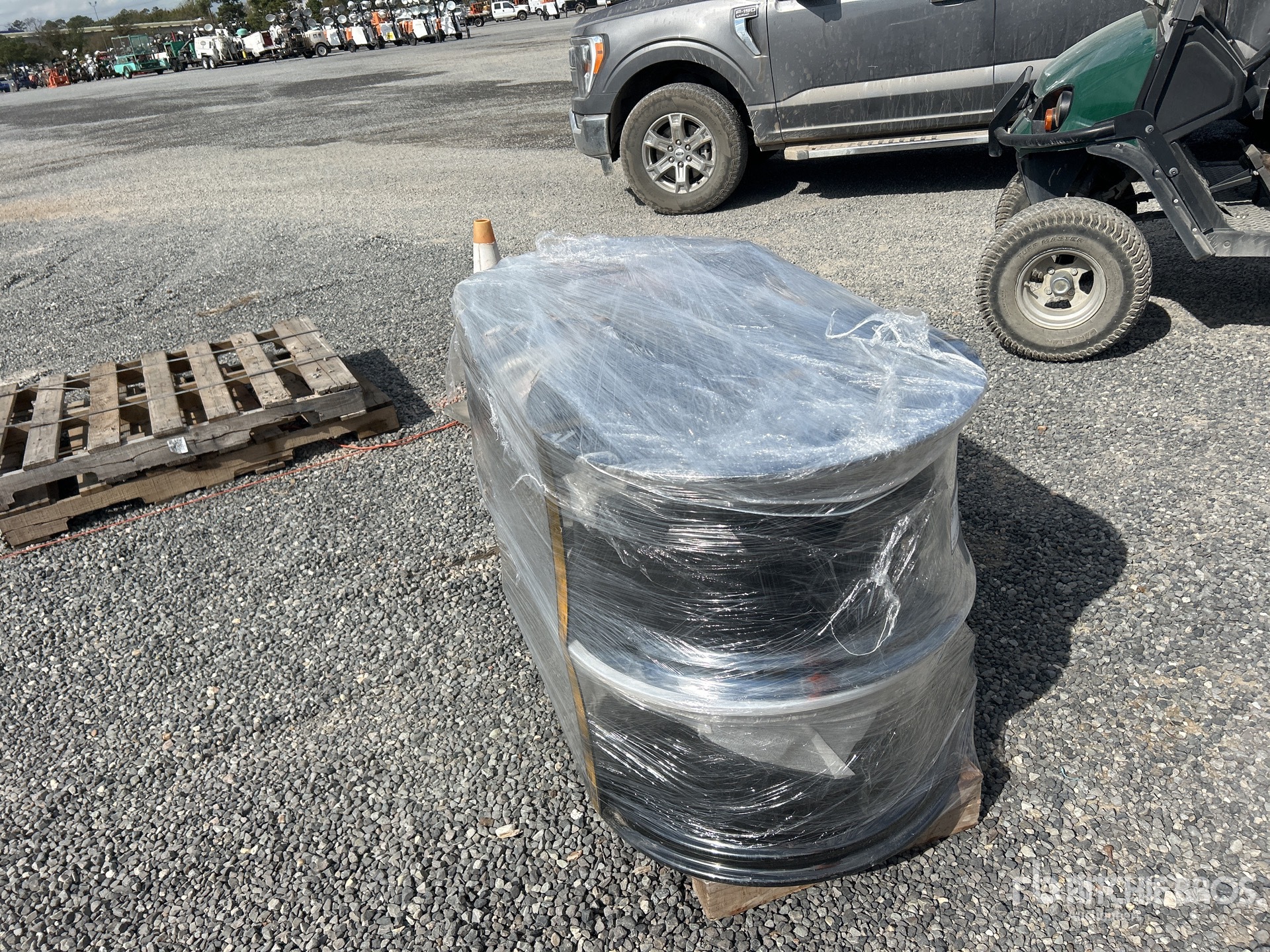 General Appearance with Foto, angolo anteriore destro