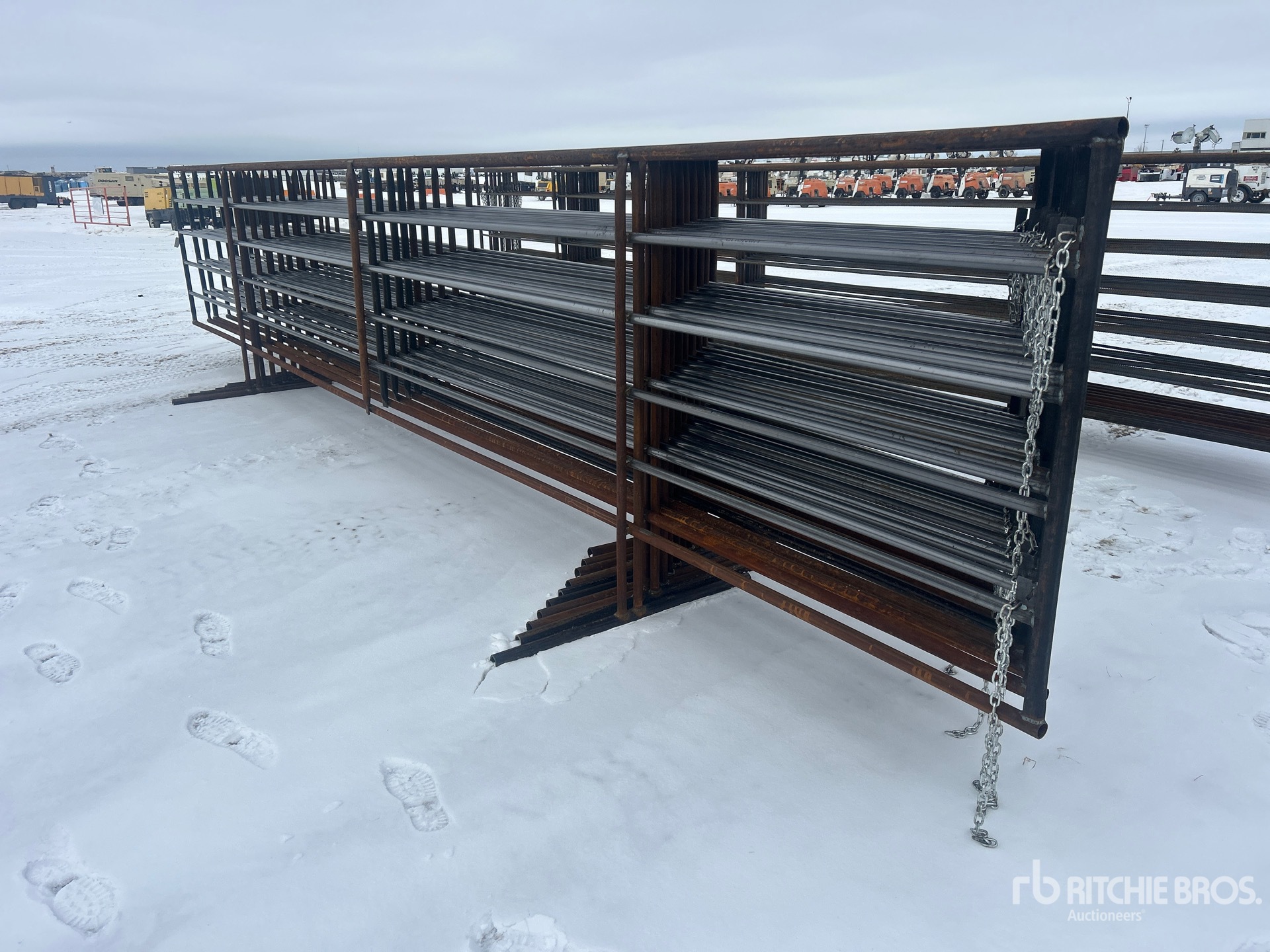 General Appearance with Foto, angolo anteriore sinistro