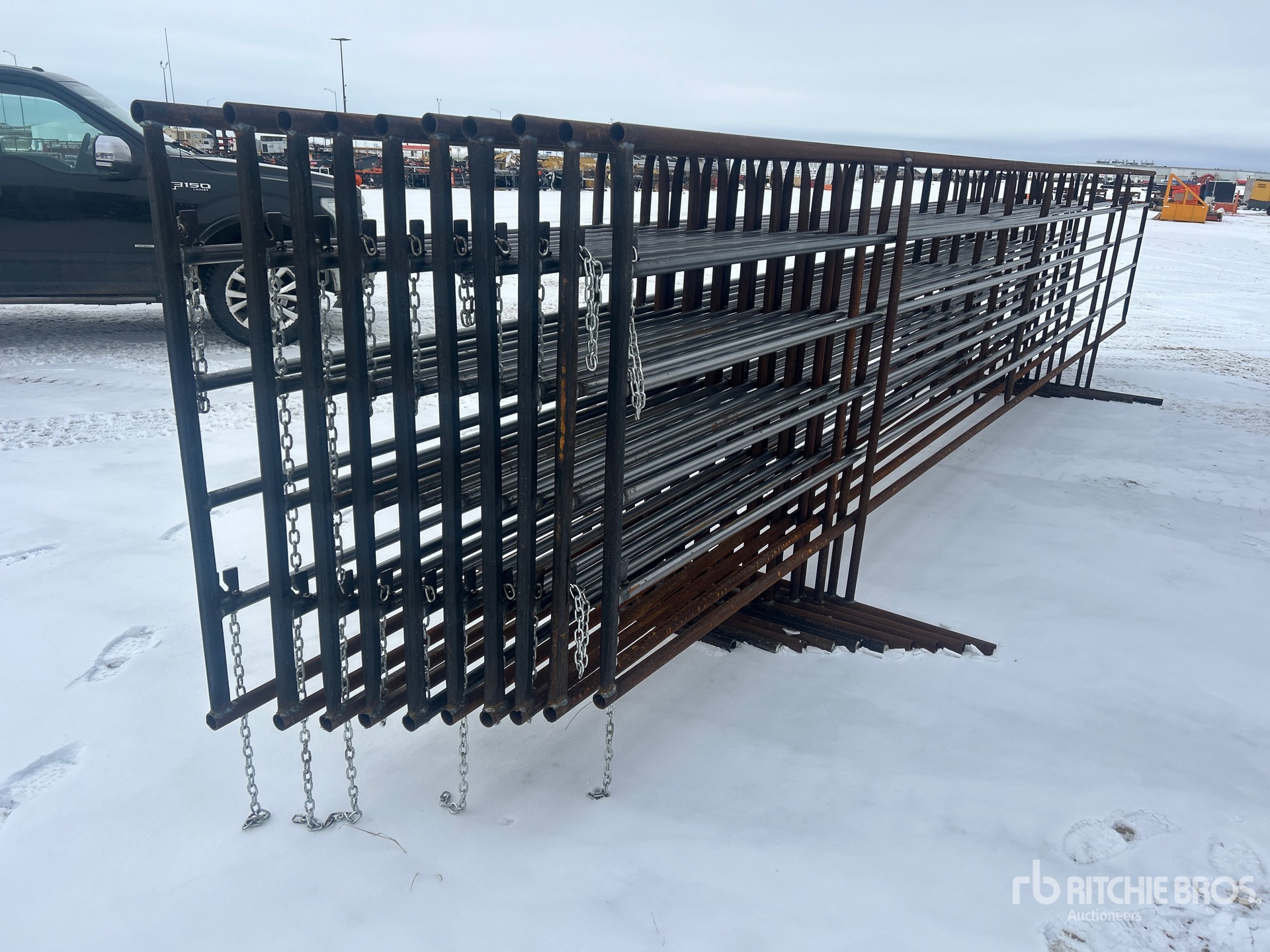 General Appearance with Foto, angolo posteriore sinistro