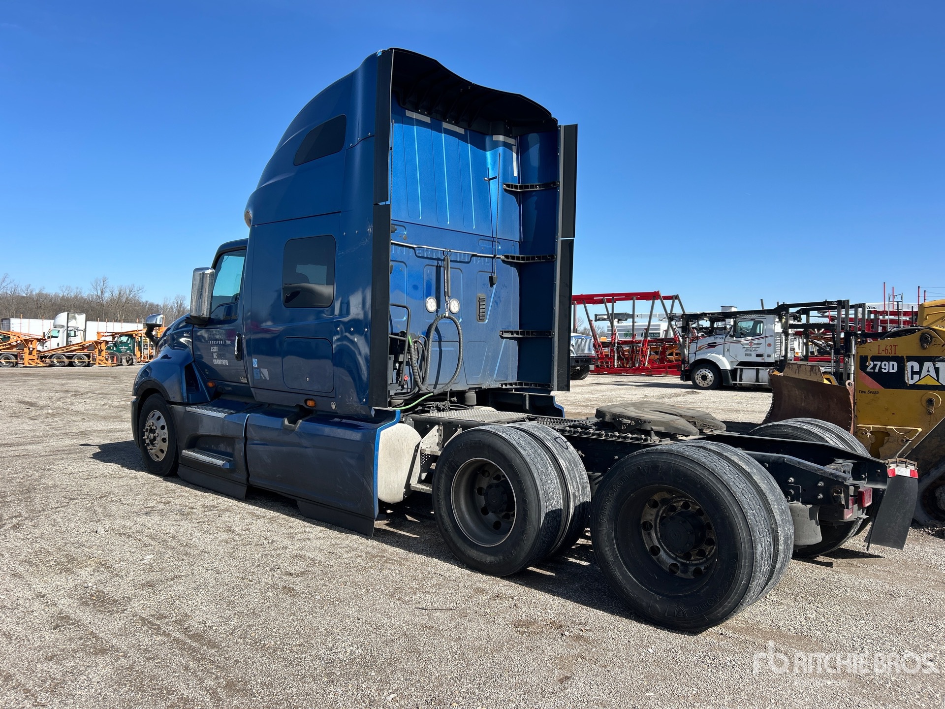 General Appearance with Imagen: esquina trasera izquierda