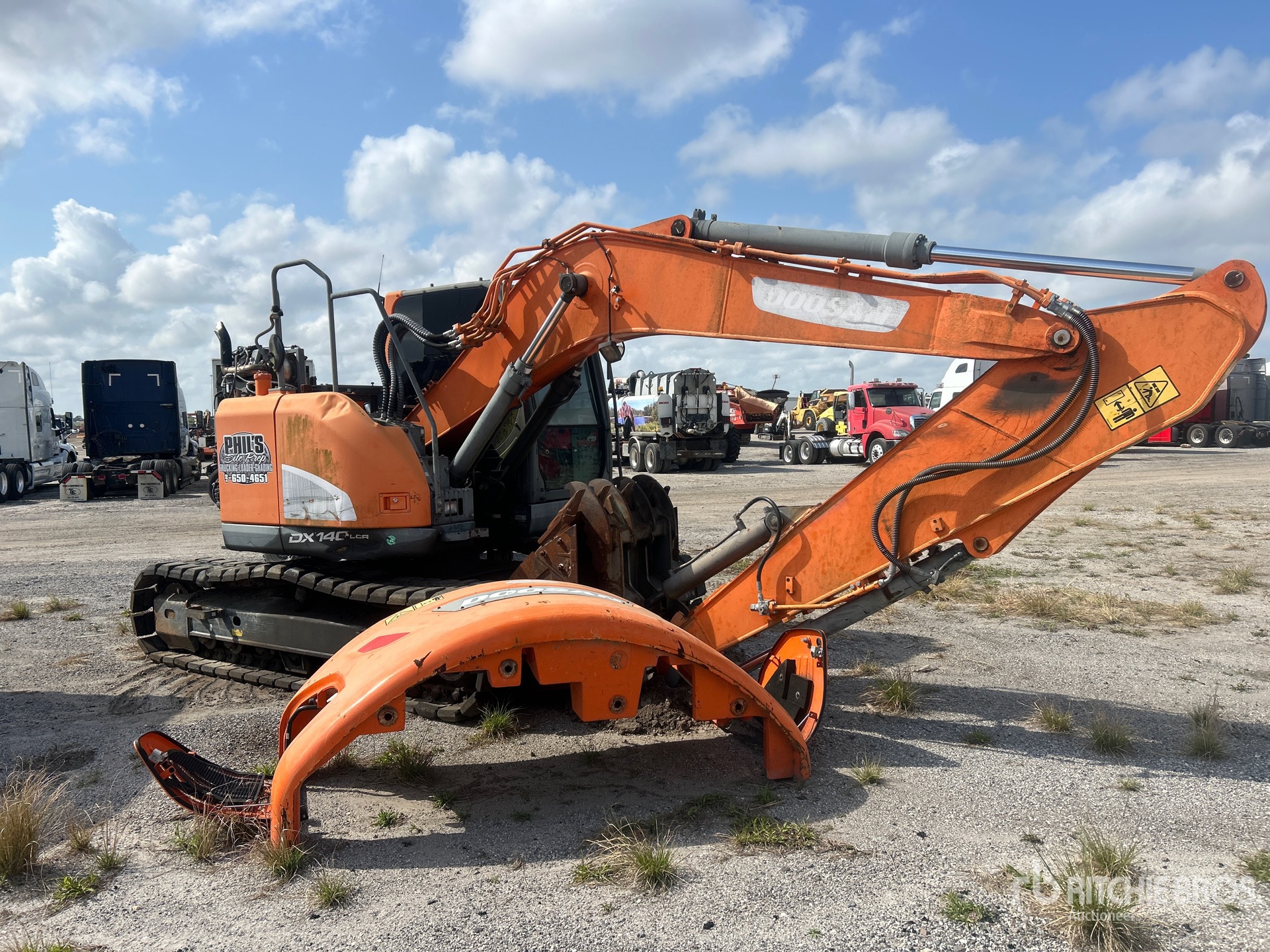 General Appearance with Picture, Right Front Corner