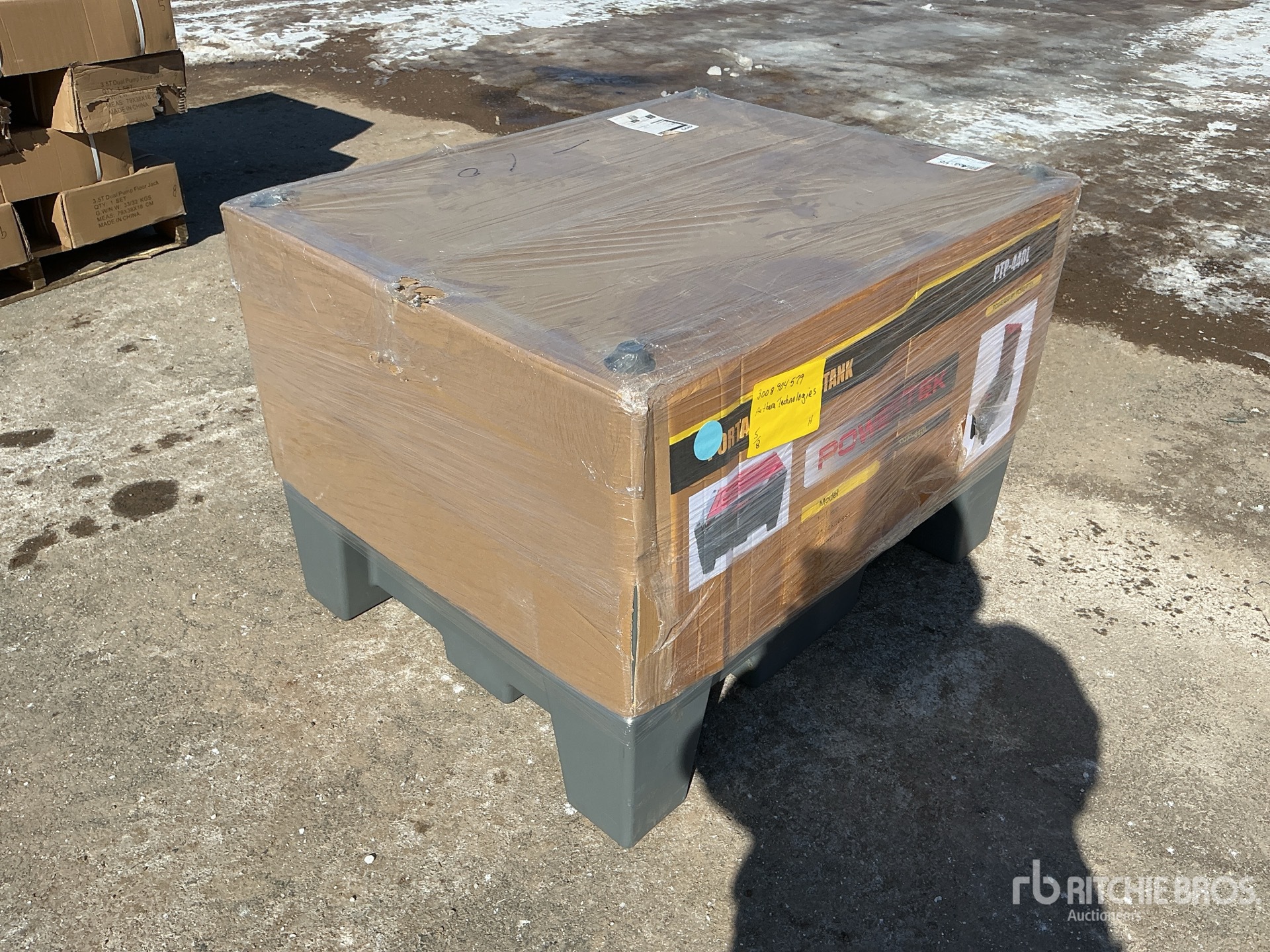 General Appearance with Picture, Left Front Corner