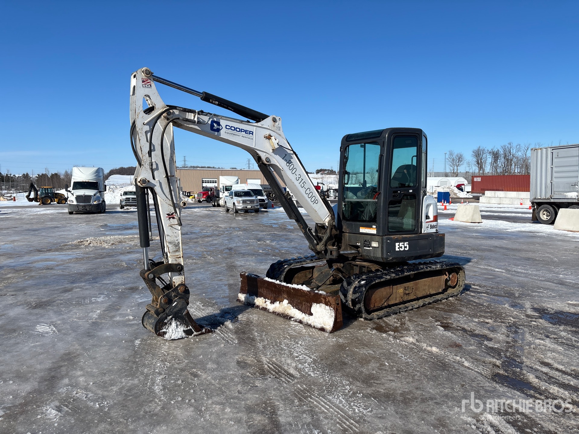 General Appearance with Picture, Left Front Corner