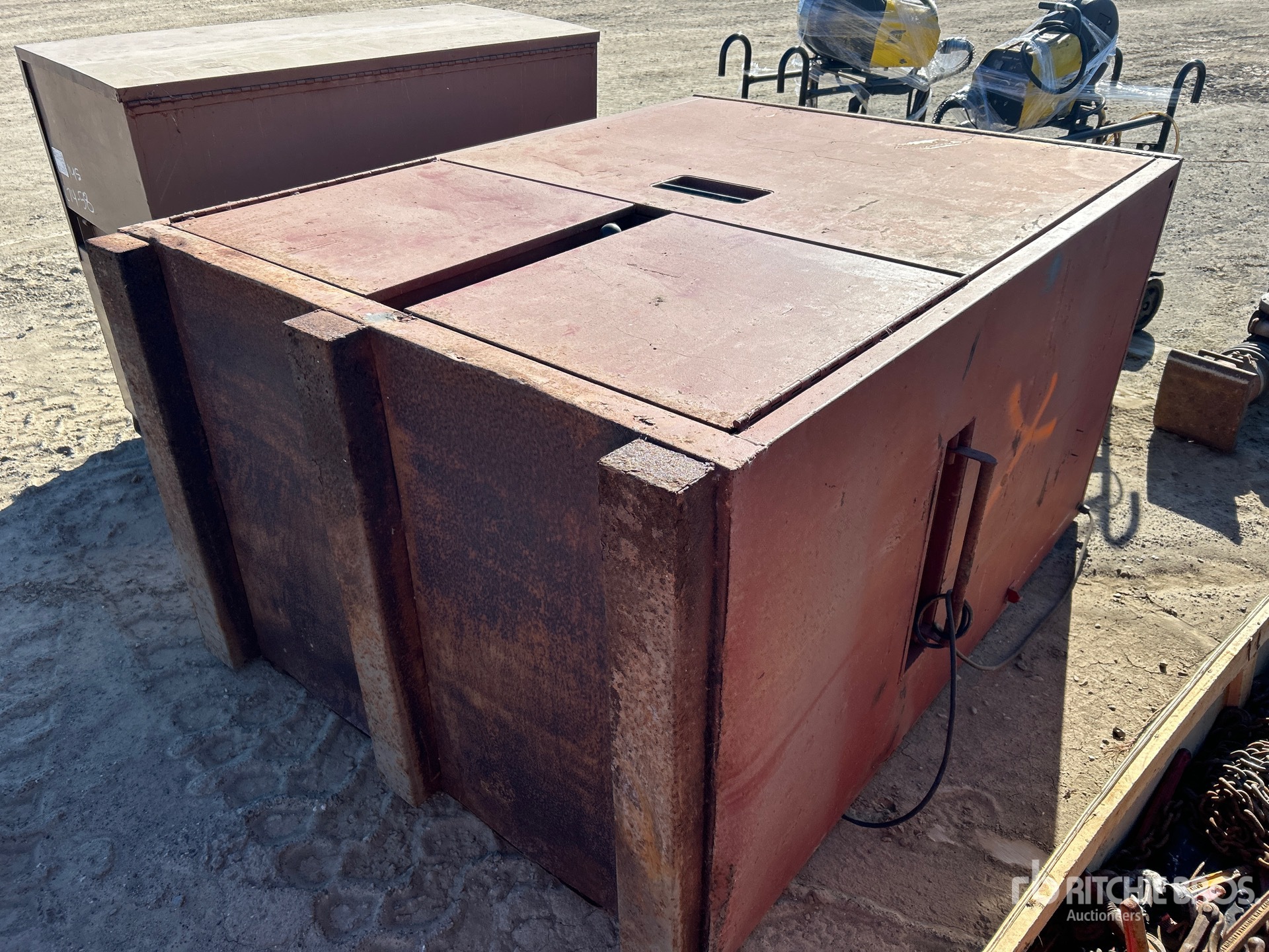 General Appearance with Foto, angolo posteriore sinistro