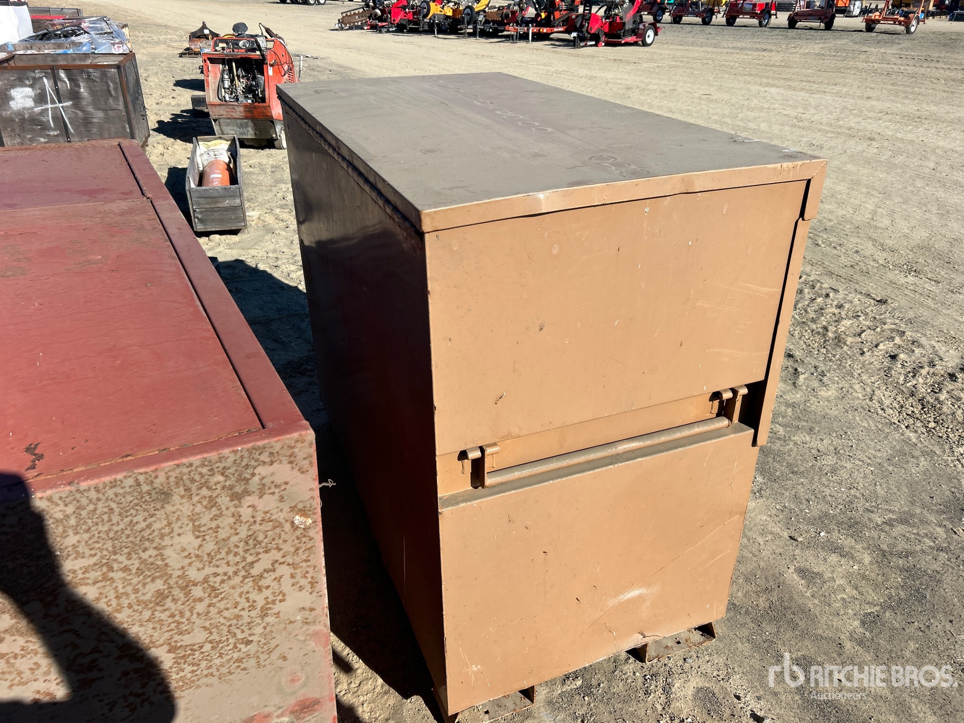 General Appearance with Foto, angolo anteriore sinistro