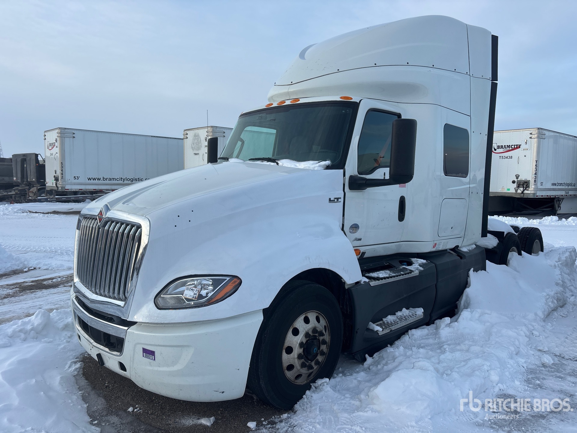 Aspect général with Image, coin avant gauche