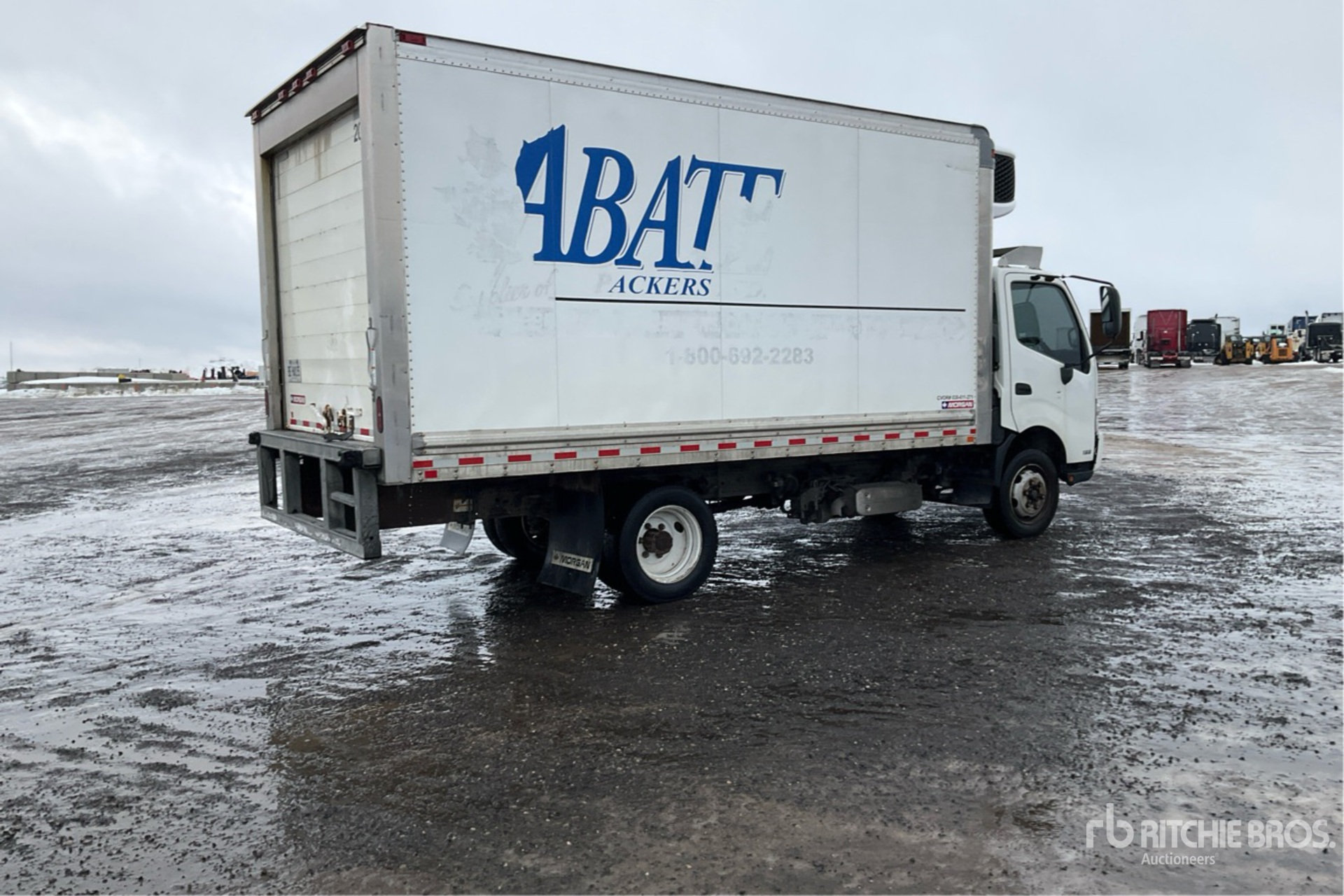 General Appearance with Foto, angolo anteriore sinistro