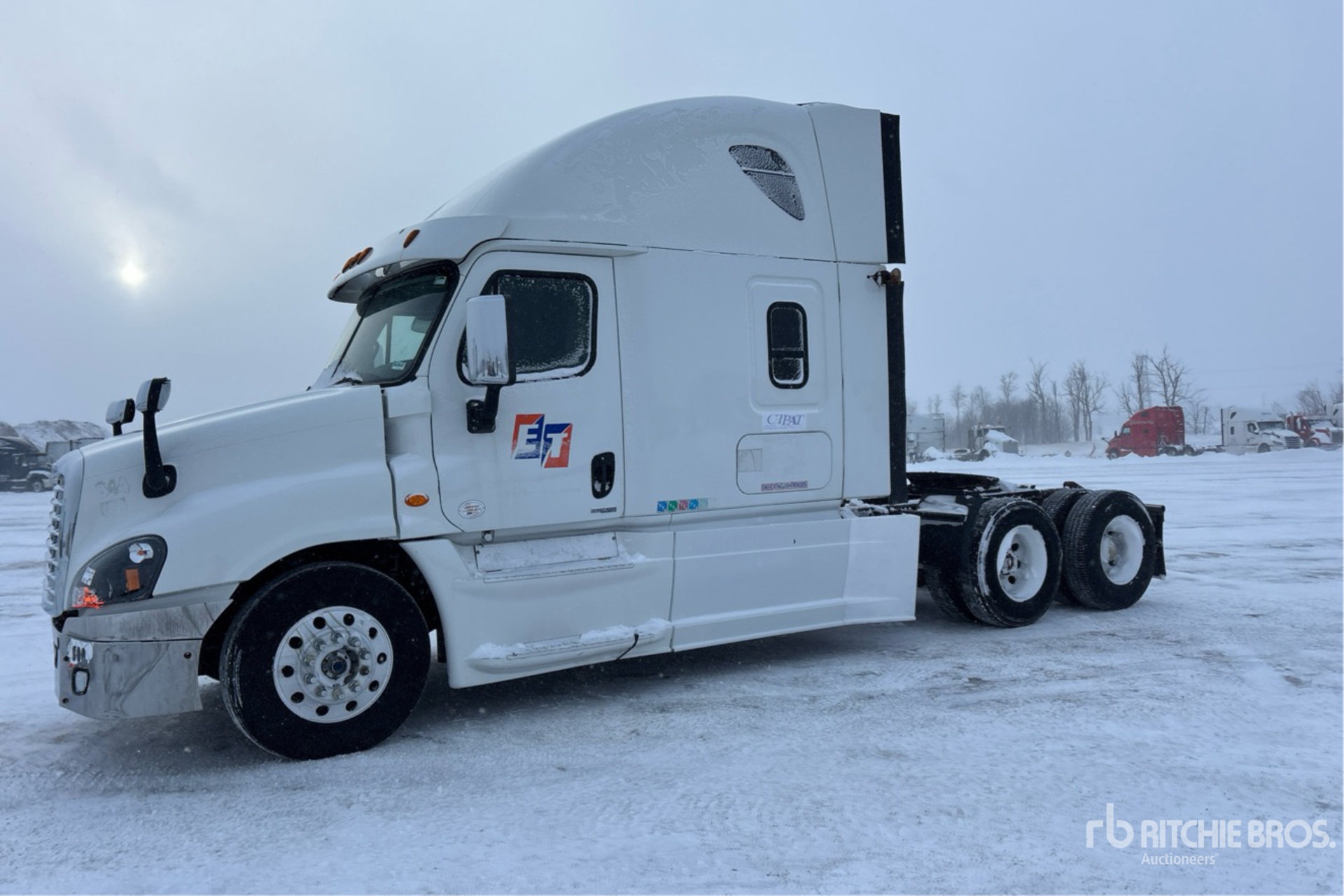Aspect général with Image, coin avant gauche