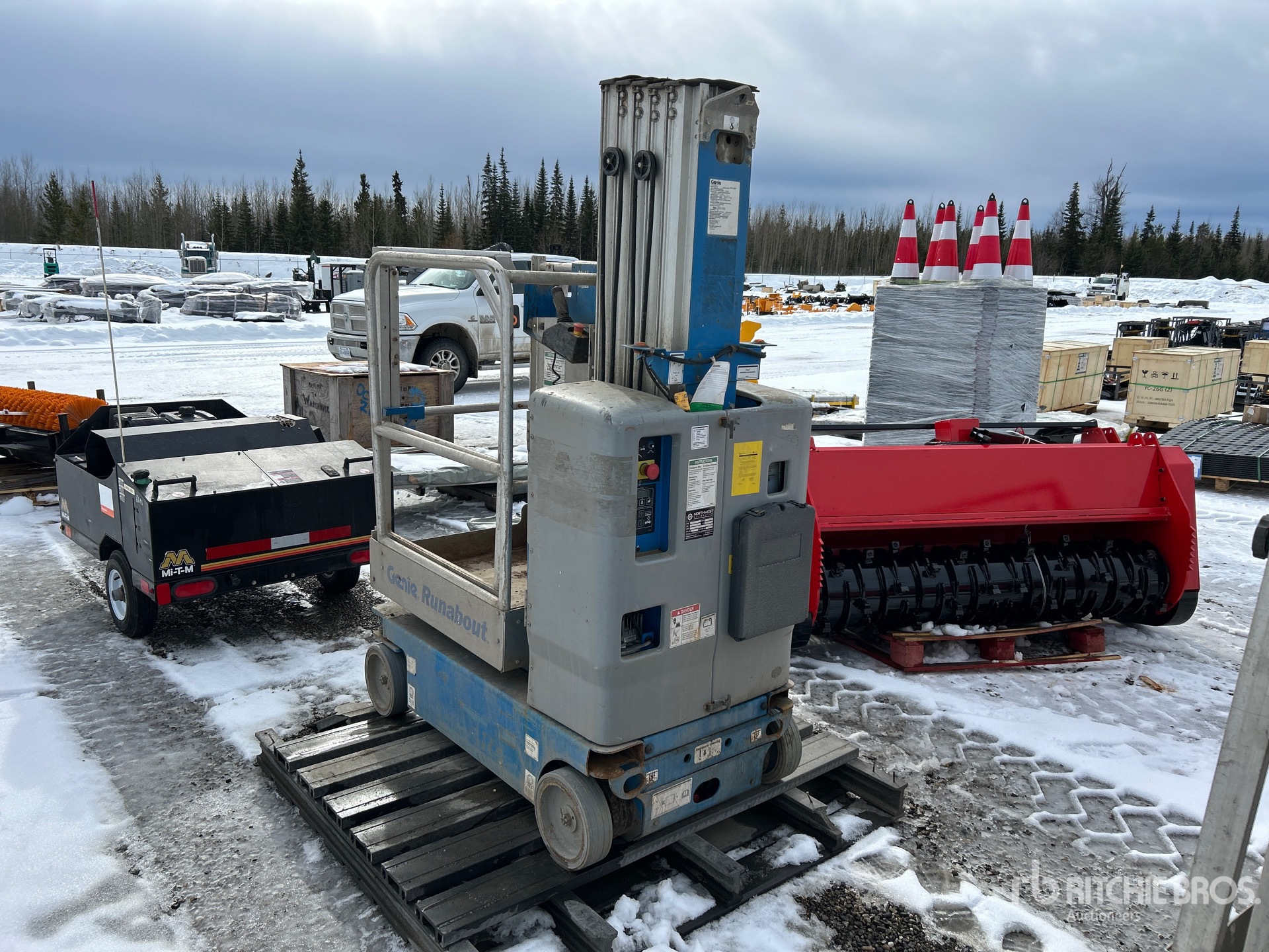 General Appearance with Picture, Right Front Corner