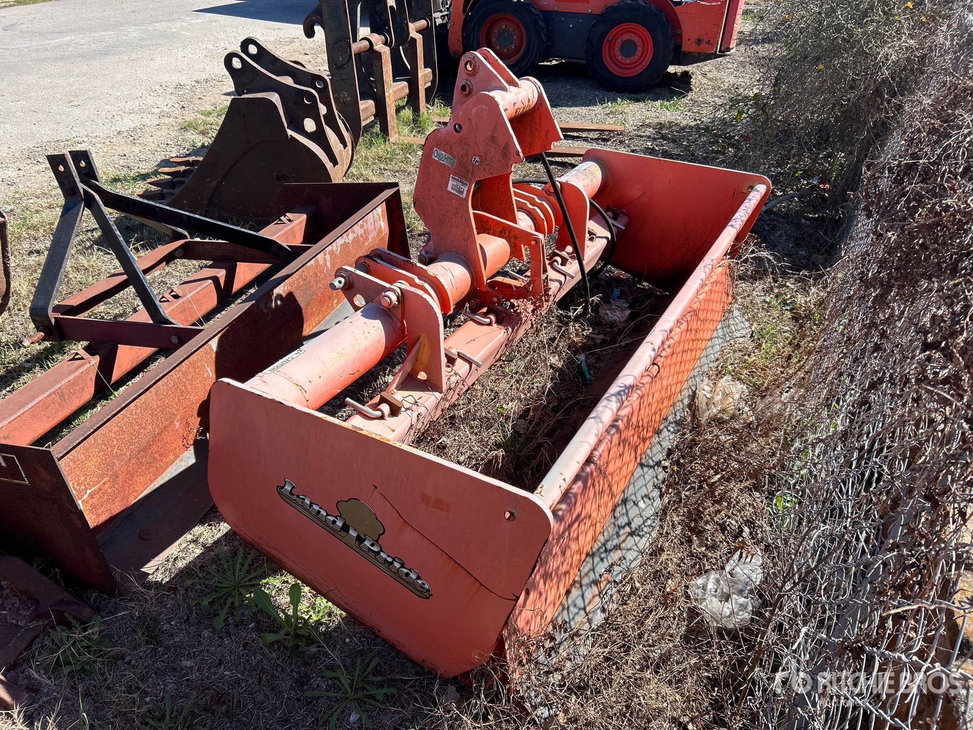 General Appearance with Imagen: esquina trasera izquierda