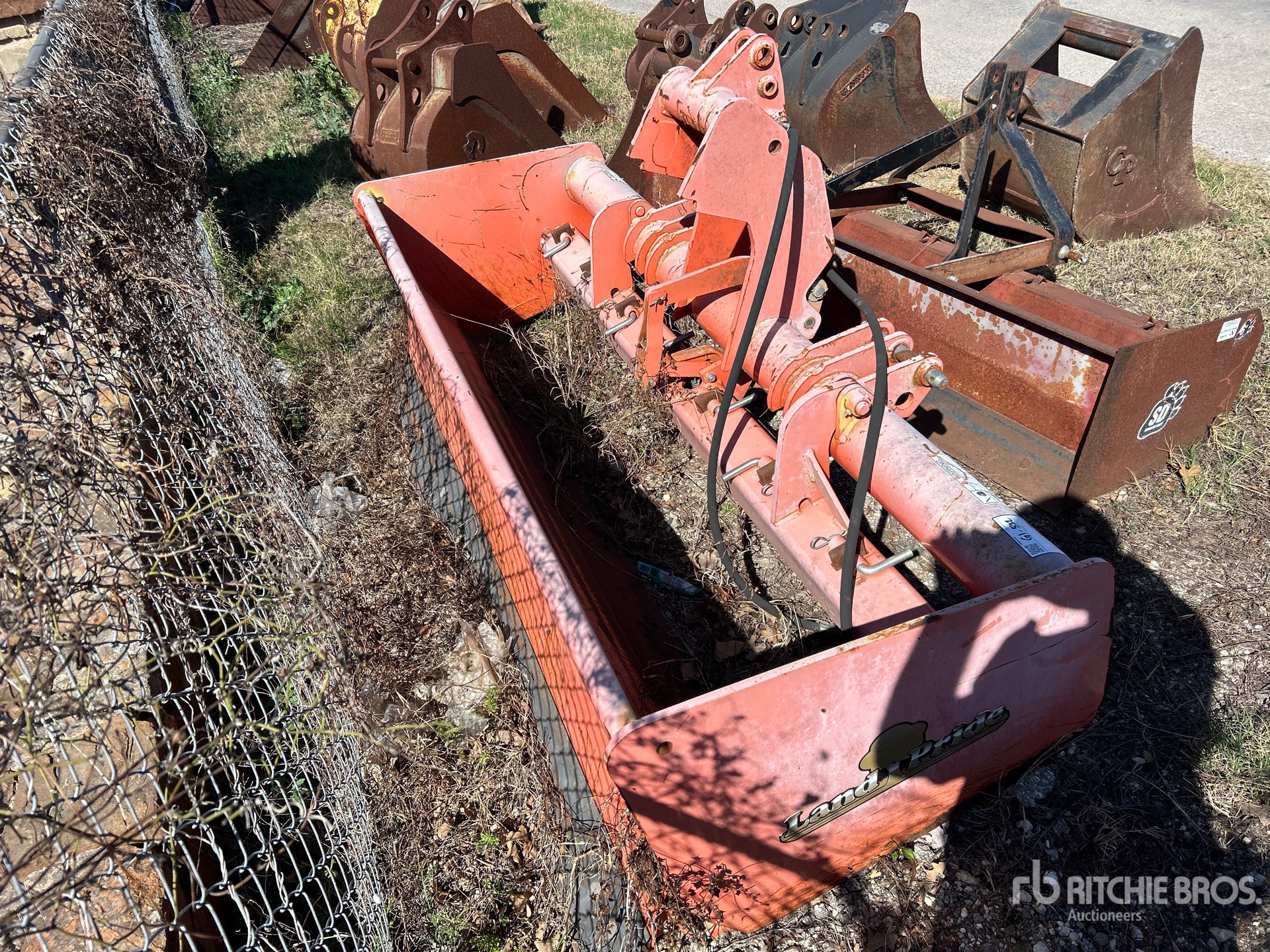 General Appearance with Imagen: esquina trasera derecha