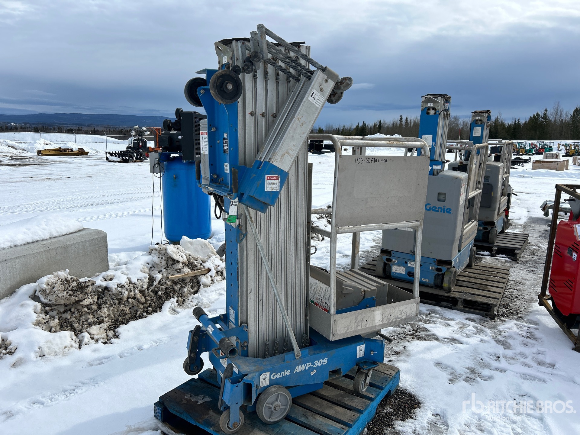 General Appearance with Imagen: esquina trasera derecha