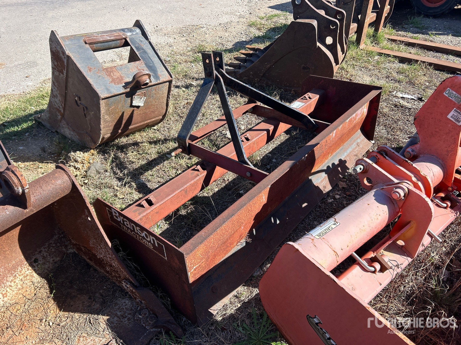 General Appearance with Imagen: esquina trasera izquierda