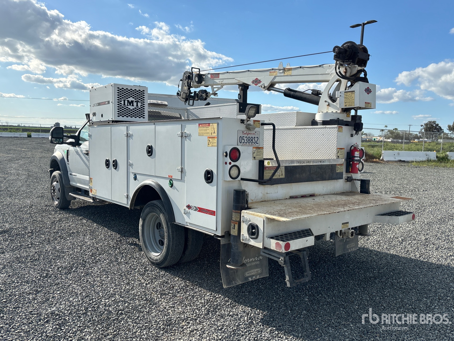 General Appearance with Picture, Left Rear Corner