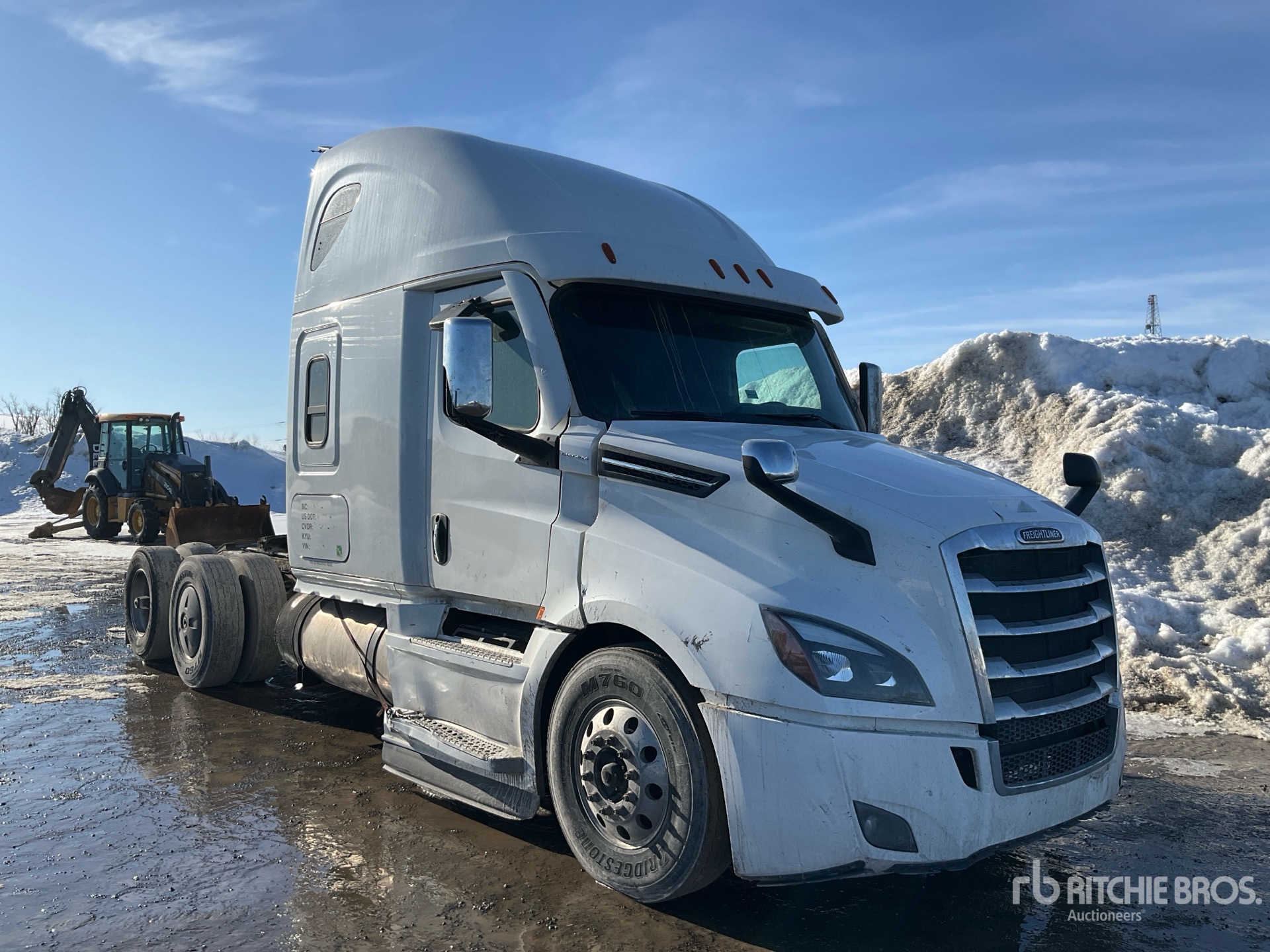 General Appearance with Bild, Ecke vorne rechts