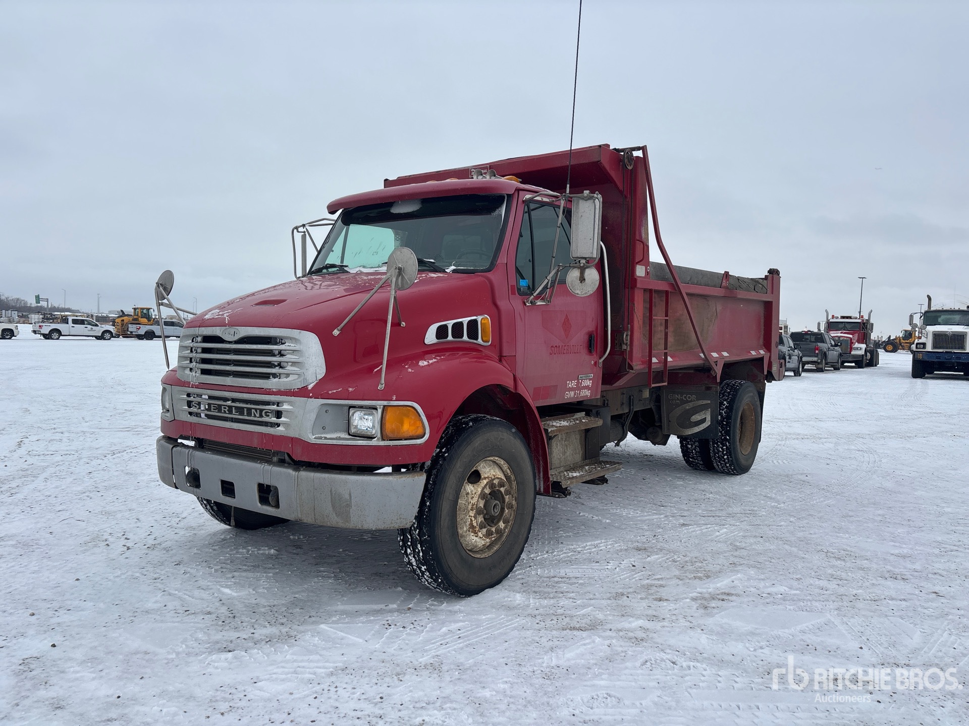 General Appearance with Bild, Ecke vorne links