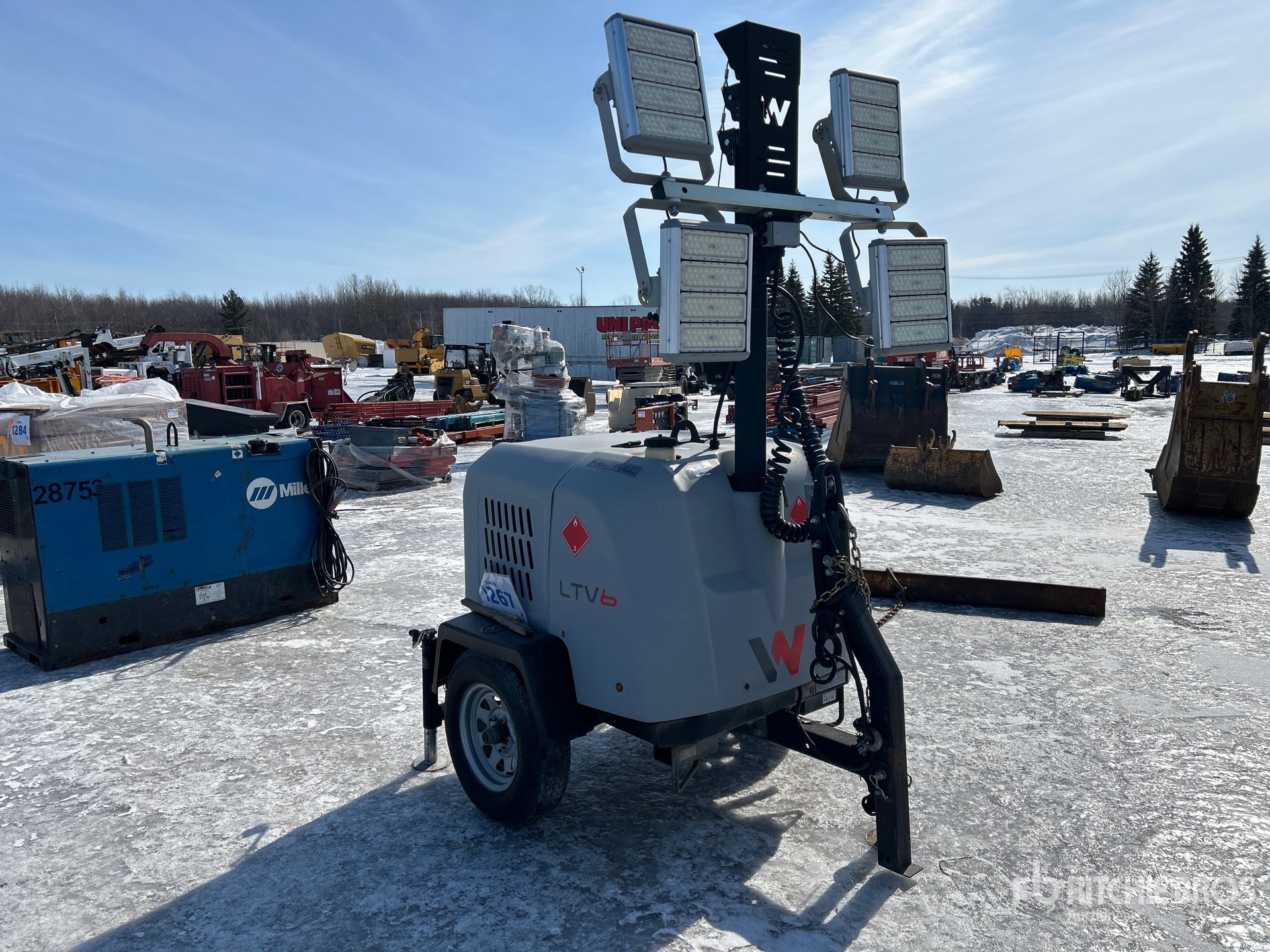 General Appearance with Imagen: esquina delantera derecha