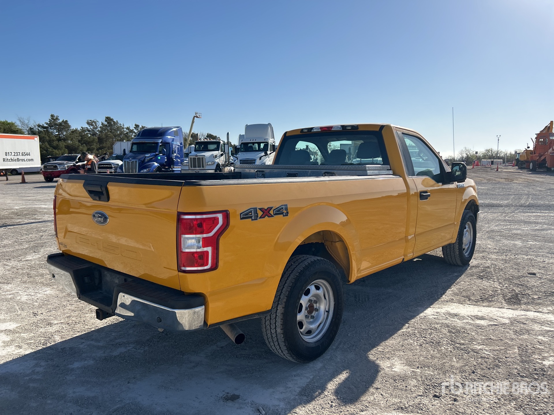 General Appearance with Picture, Right Rear Corner