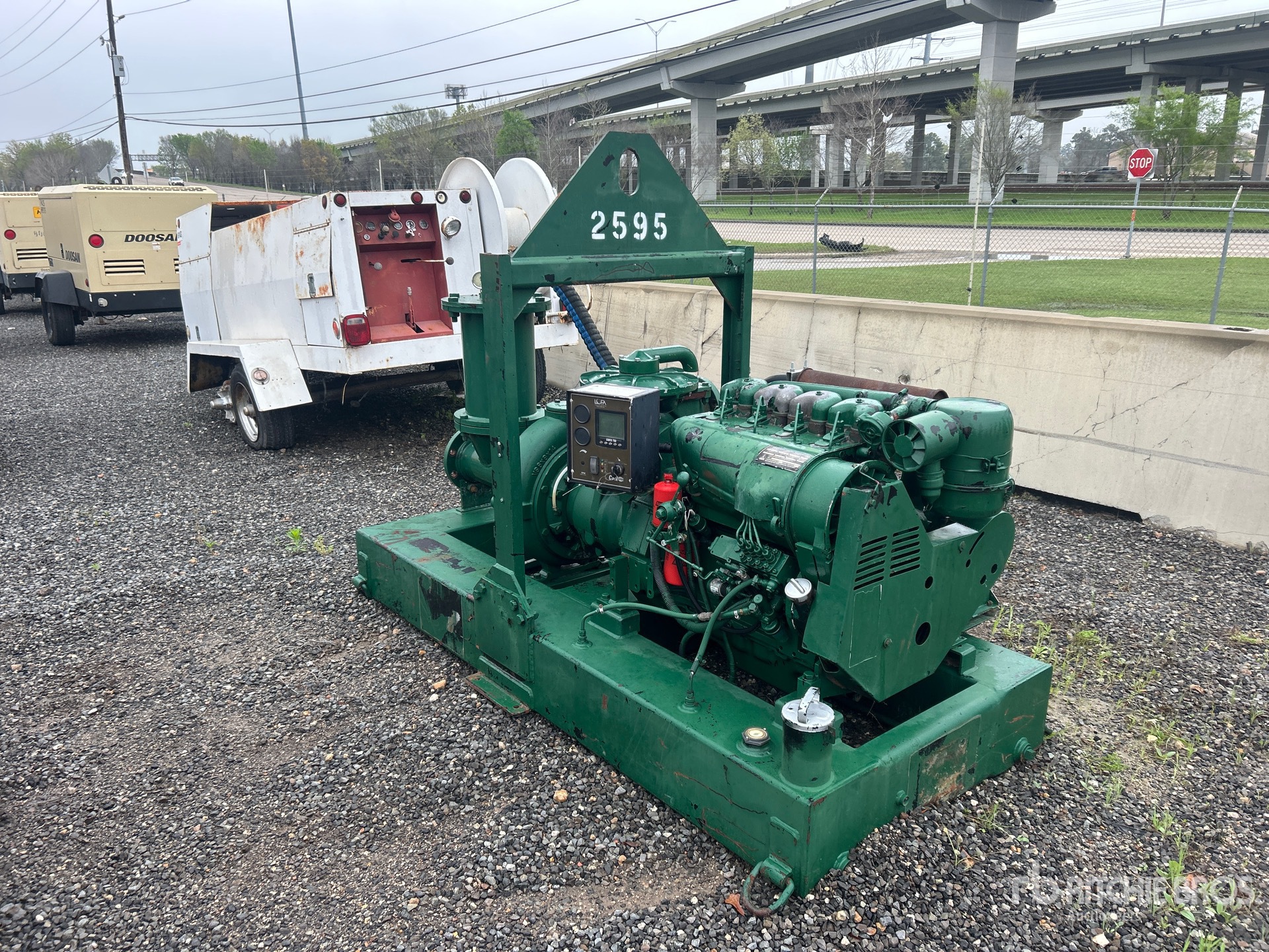 General Appearance with Imagen: esquina trasera izquierda