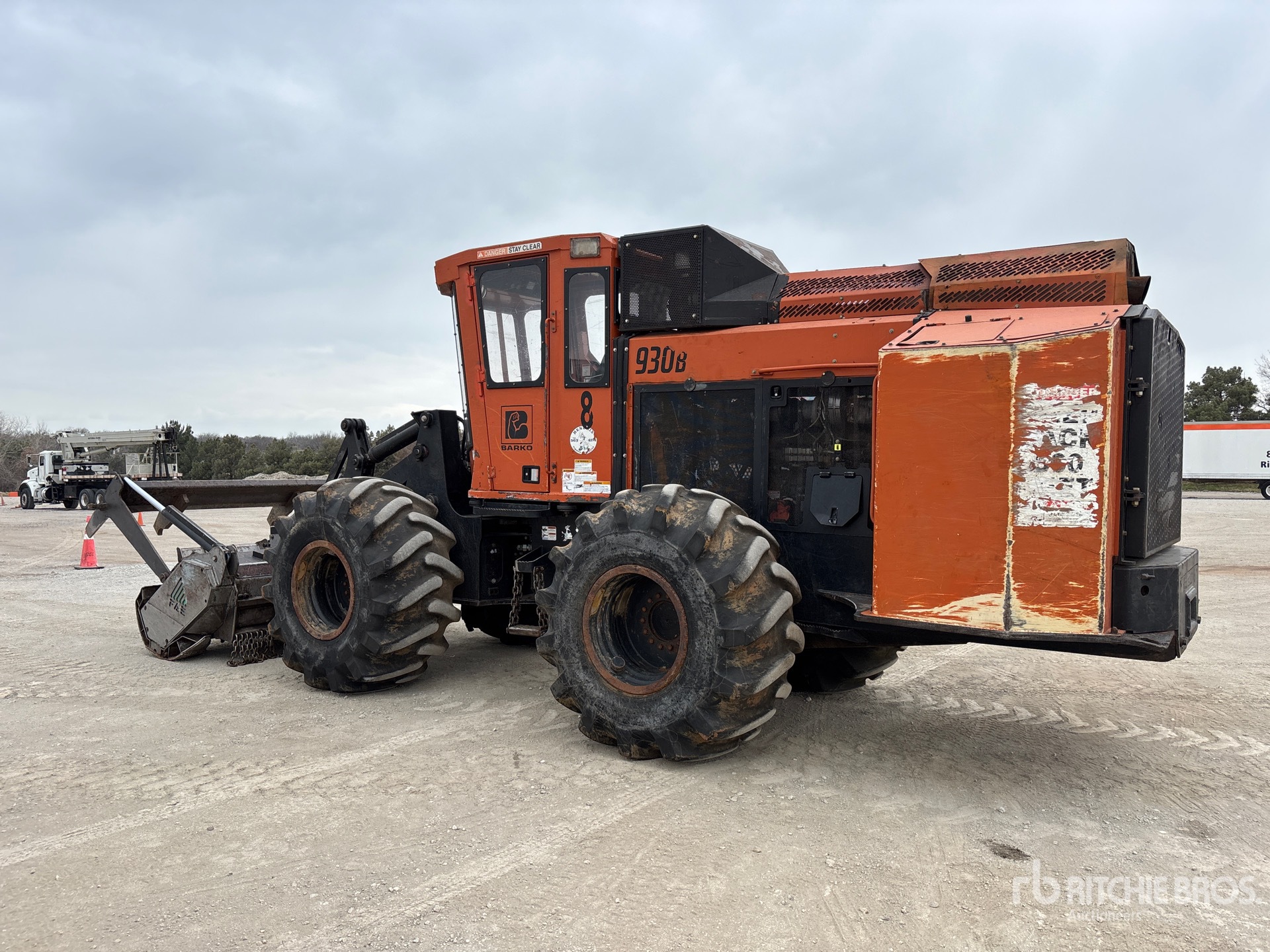 General Appearance with Picture, Left Rear Corner