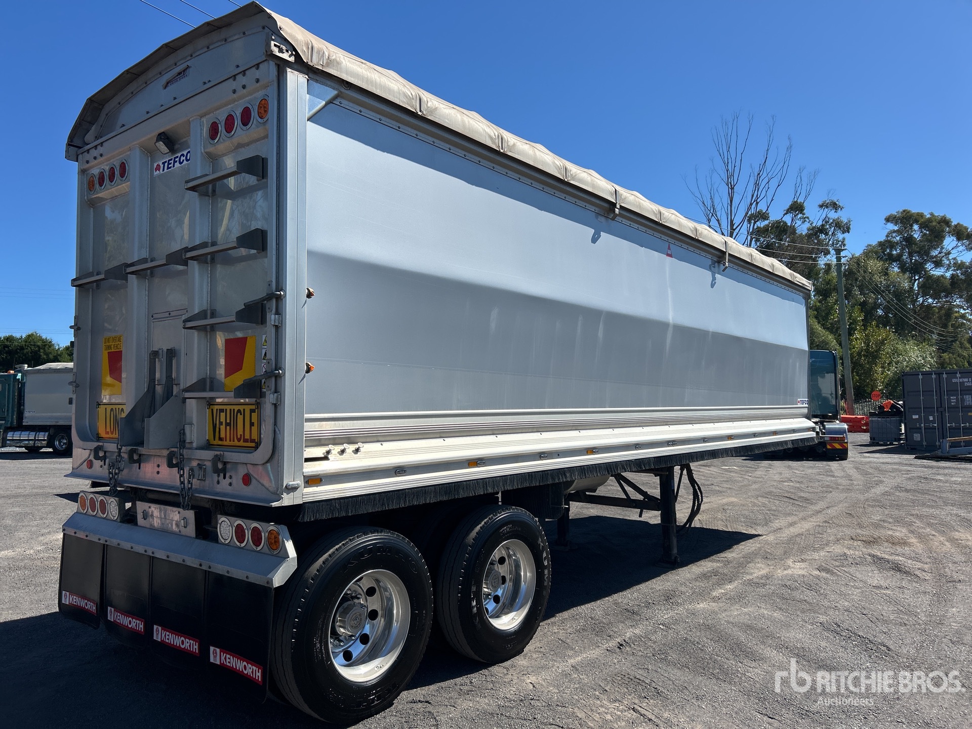 General Appearance with Picture, Left Rear Corner