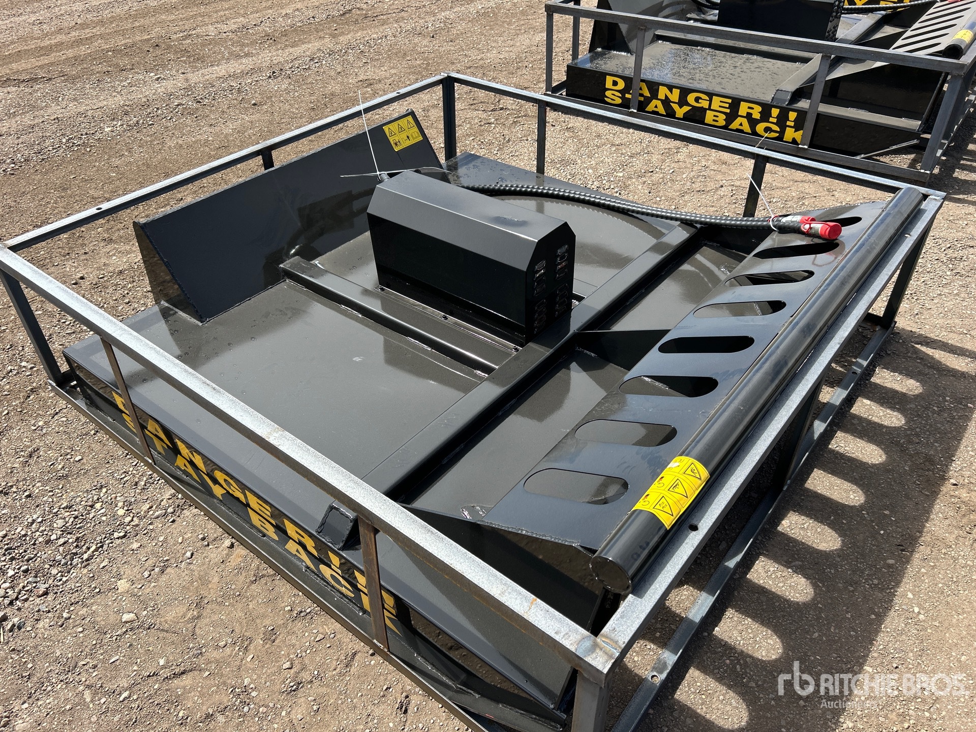 General Appearance with Bild, Ecke hinten links