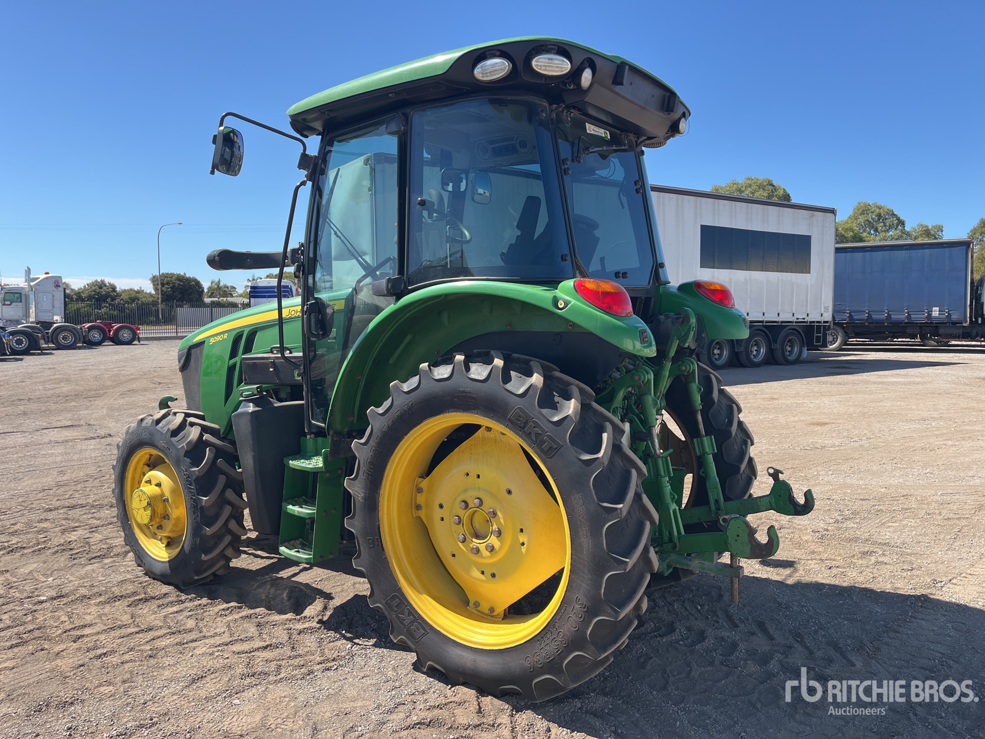 General Appearance with Picture, Left Rear Corner