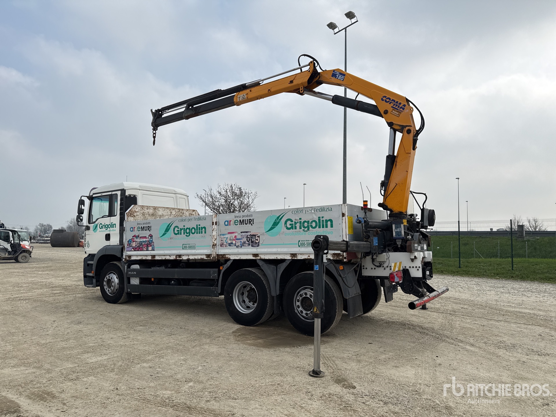 General Appearance with Picture, Left Rear Corner