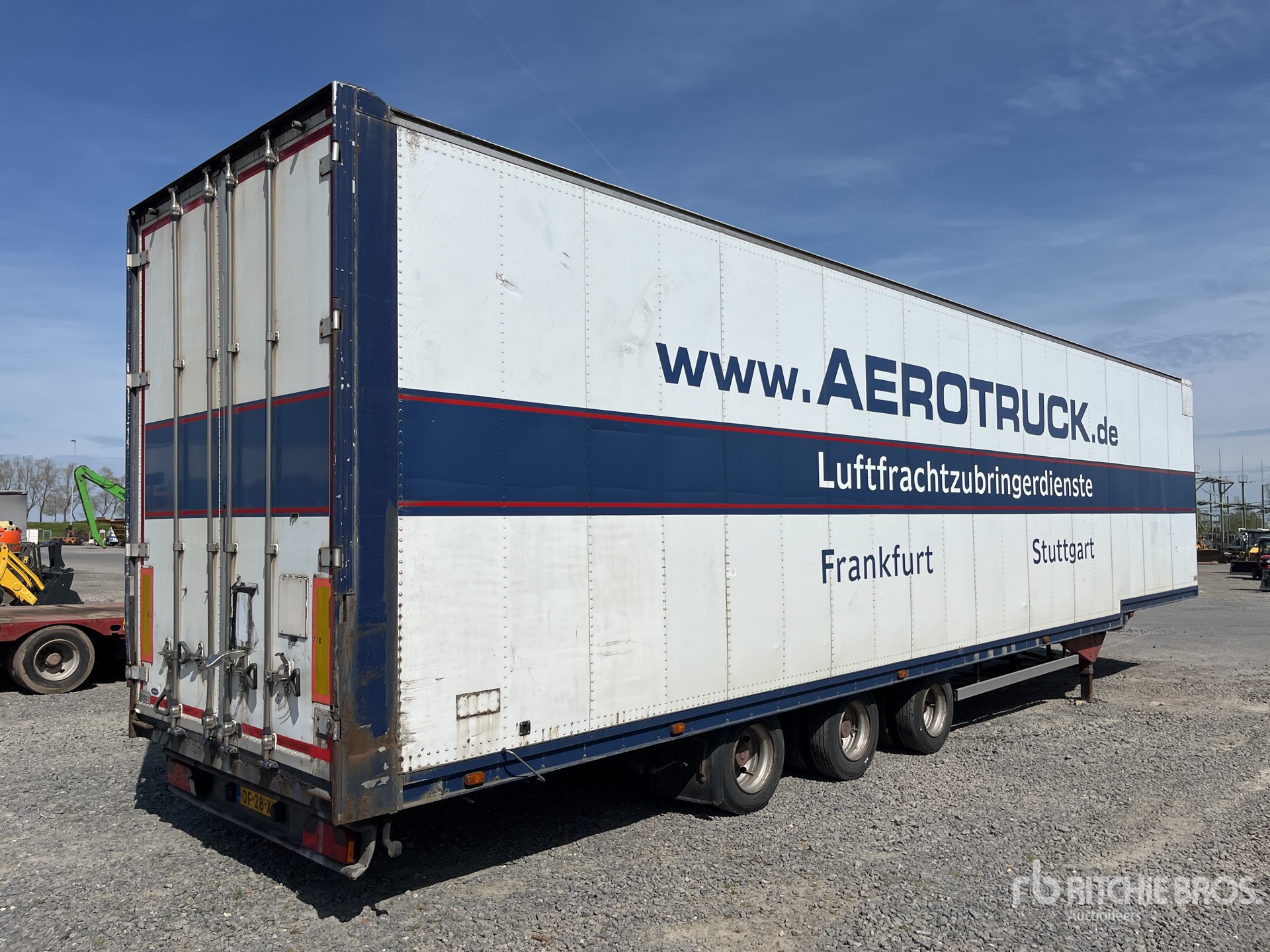 General Appearance with Bild, Ecke hinten rechts