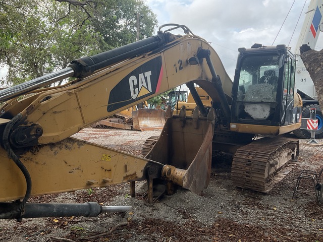 2012 Cat 320D Tracked Excavator (Inoperable)