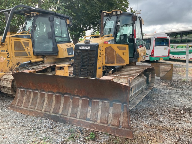 2013 Cat D5KLGP Crawler Dozer (Inoperable) 2013 Cat D5KLGP Crawler Dozer (Inoperable)