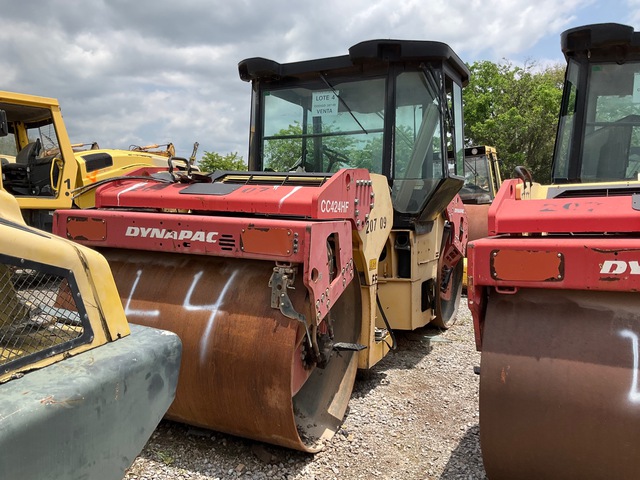 2011 Dynapac CC424HF Double Drum Roller (Inoperable)