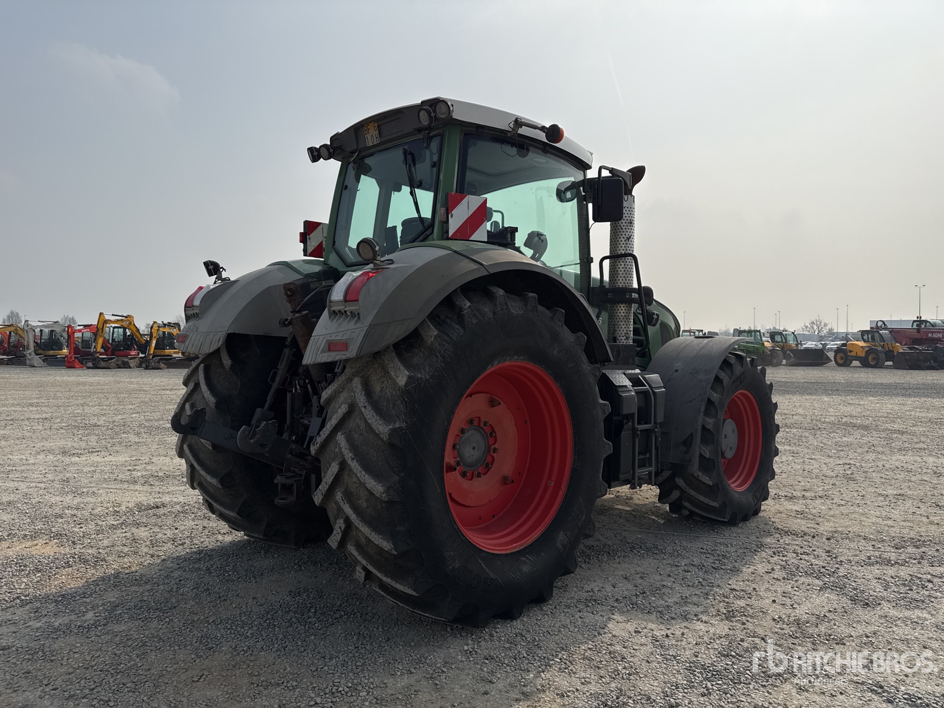 General Appearance with Bild, Ecke hinten rechts