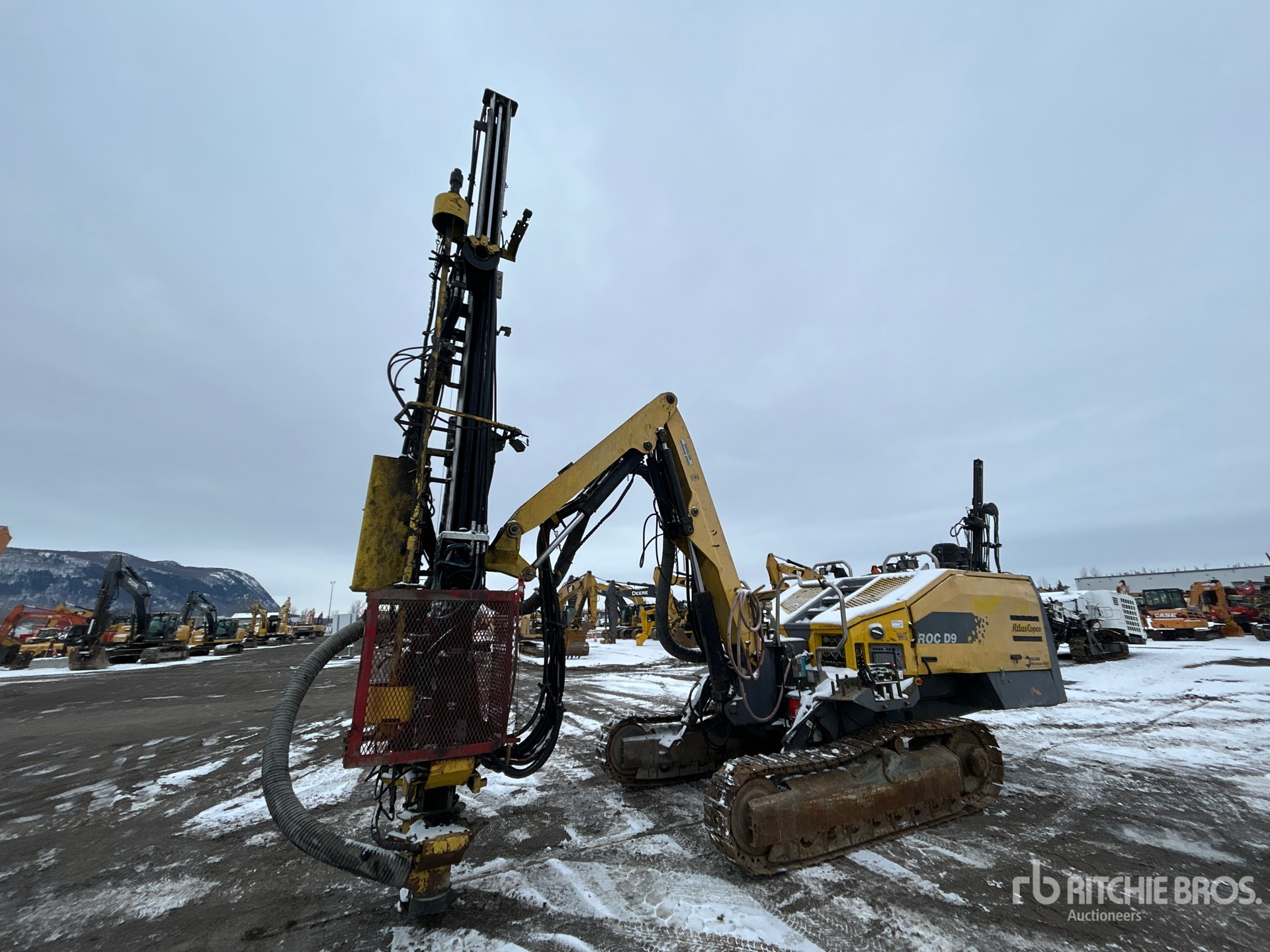 General Appearance with Featured Photo