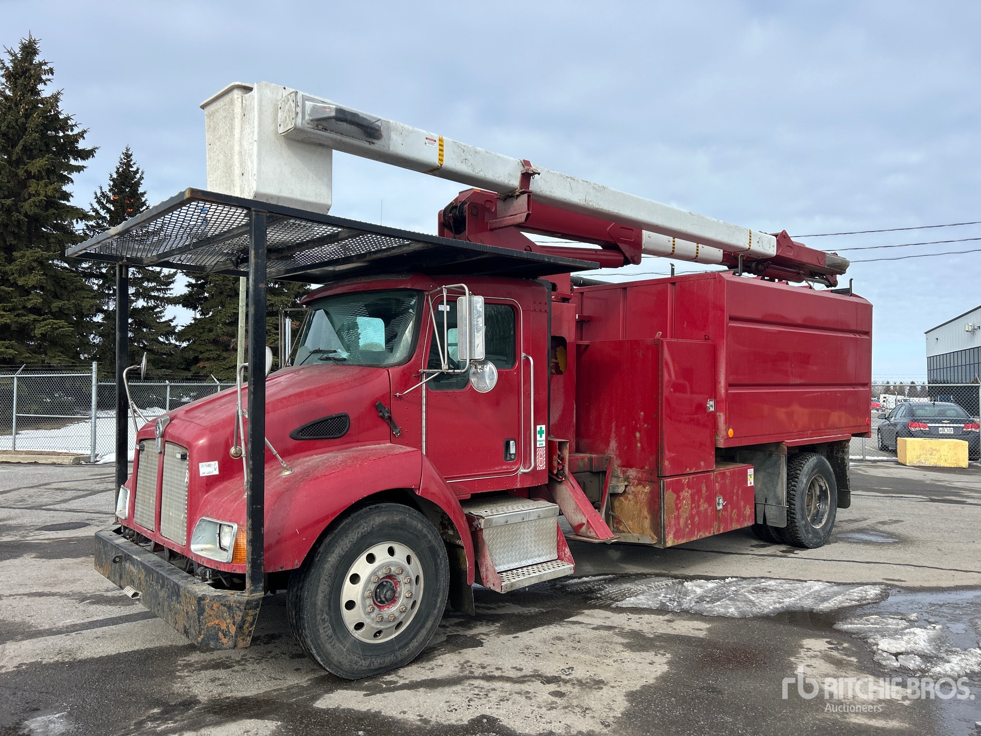 General Appearance with Featured Photo