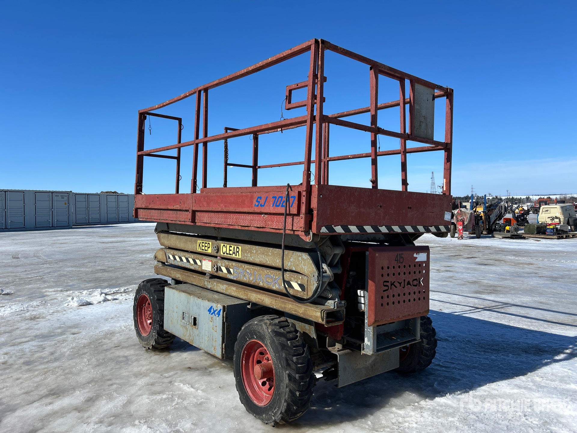 General Appearance with Picture, Left Front Corner