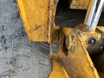 Chassis with Quick Coupler to Arms Pins
