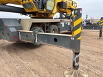 Crane Superstructure with Outrigger Beams