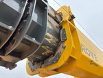 Crane Superstructure with Wear Pads