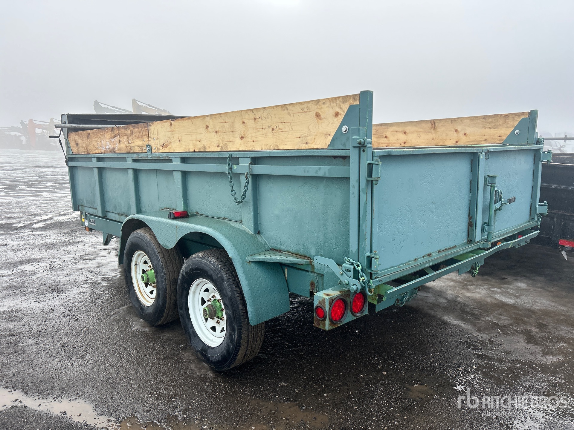 General Appearance with Imagen: esquina trasera izquierda