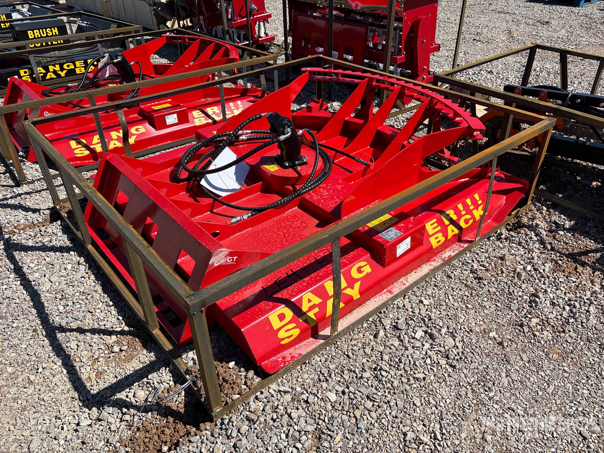 General Appearance with Foto, angolo anteriore sinistro