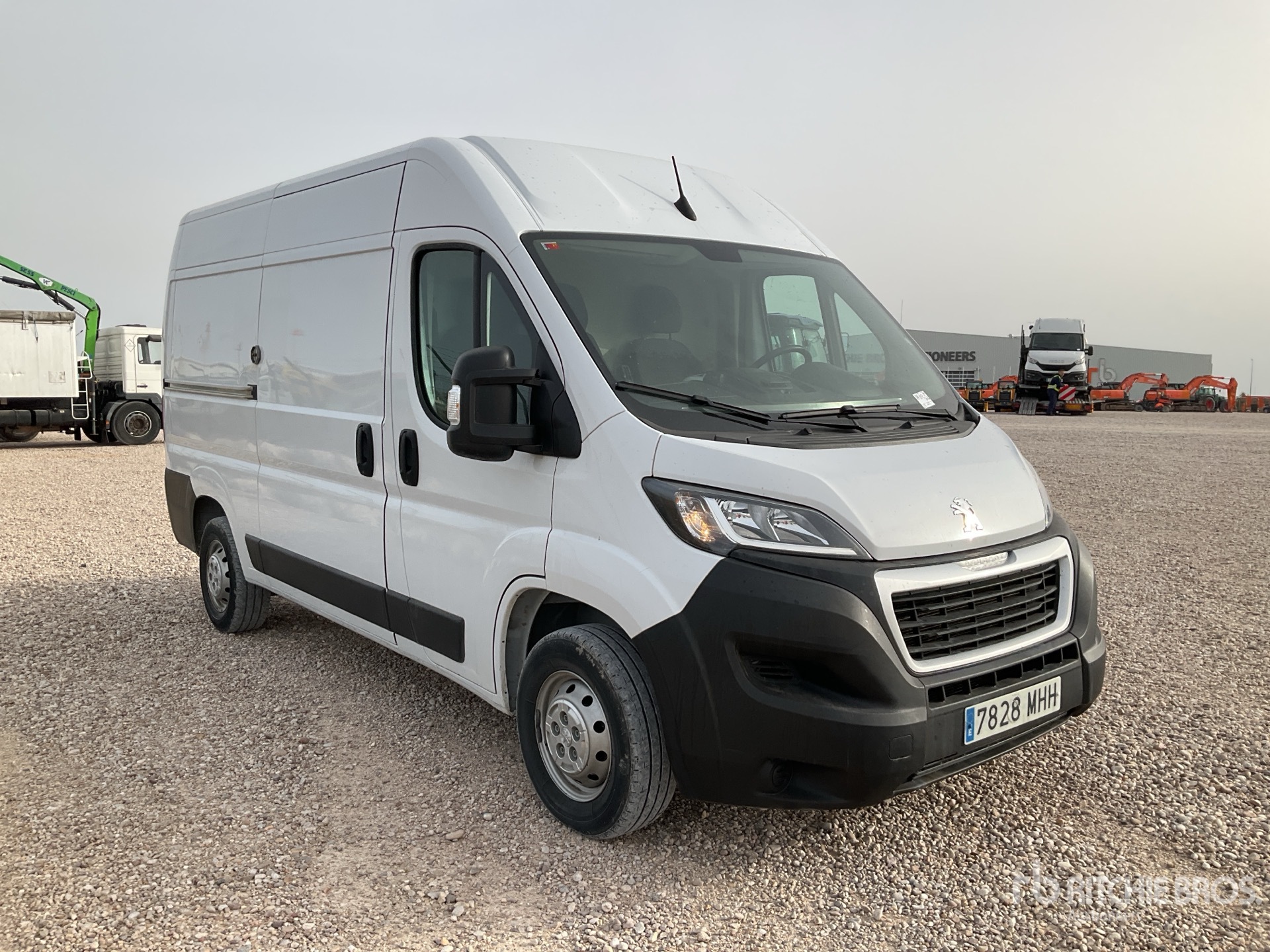 General Appearance with Imagen: esquina delantera derecha