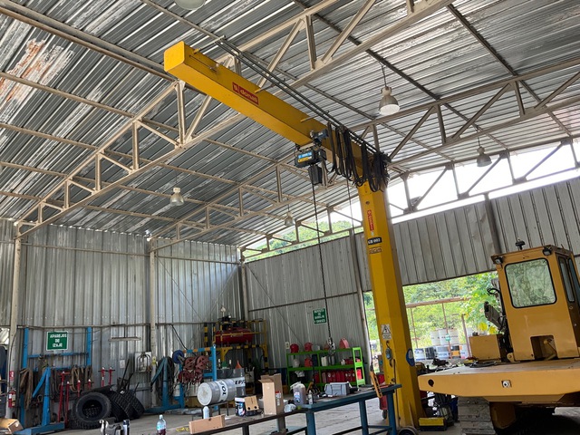 2013 Donati GR2H 2 t Jib Crane 2013 Donati GR2H 2 t Jib Crane