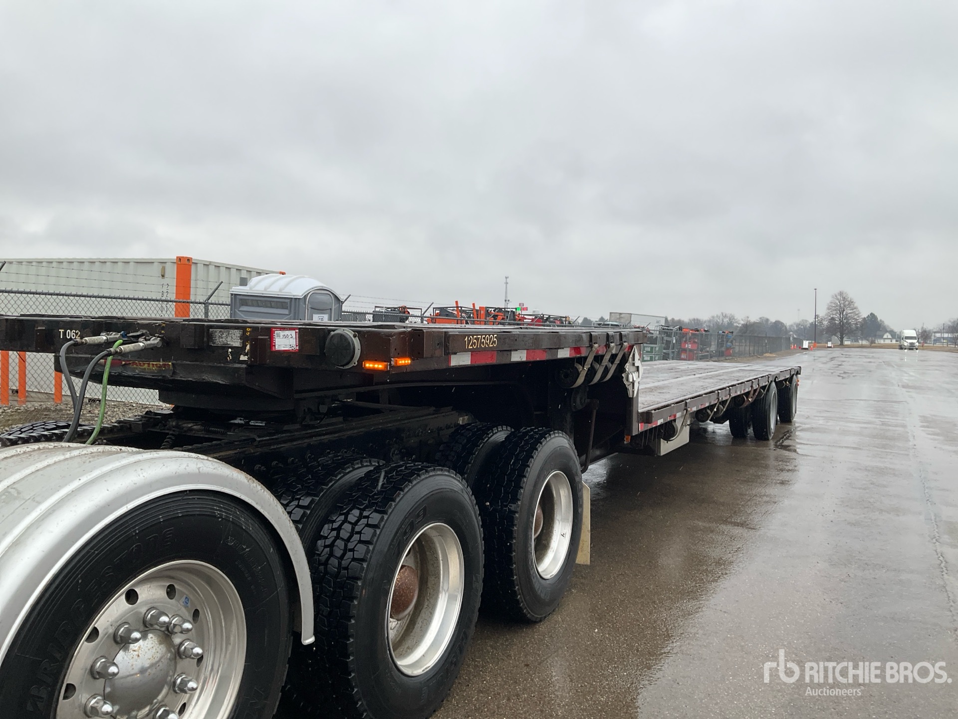 General Appearance with Featured Photo