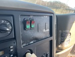 Cab with Control de PTO